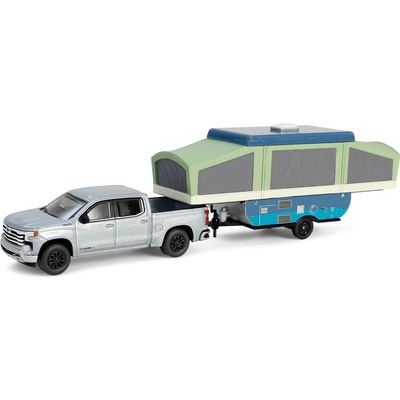 GreenLight Chevrolet Silverado Pick-up 2024 s přívěsem Pop-Up Camper 1:64