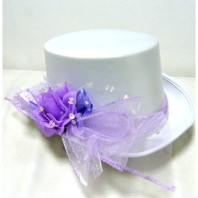 Cylindr bílý na auto se sv.fialovou přízdobou – Zboží Dáma