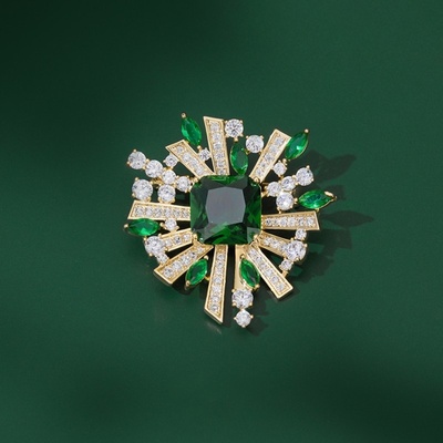 Éternelle luxusní brož Swarovski Elements Claudia B2286-XR08993 zelená