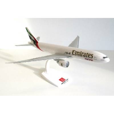 PPC Holland Boeing B777-F Emirates Sky Cargo Snap-Fit 1:200