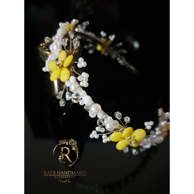 Radi handmade Елегантна диадема с жълти перлени цветя (971)