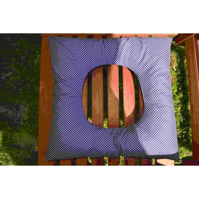 KHC Poporodní polštář Blaženka Puntíky na modré 40x40