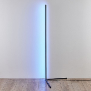 Reality Черна LED подова лампа (височина 141 cm) Level - Reality (R45721102)