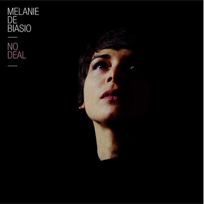No Deal Biasio, Melanie De