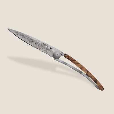Deejo 1CC512 37g Serration collection Viking Vegvisir brown camo