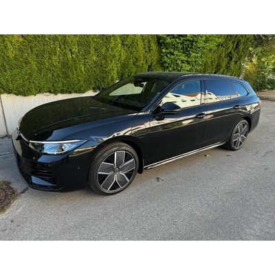 Volkswagen Passat Variant 1.5 eHybrid R-Line DSG 200 kW