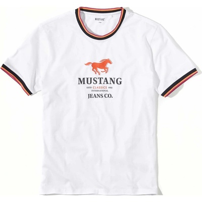 Mustang s červeným koňom a farebnými lemami Cosmo