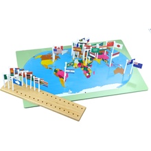 Montessori Svět mapa s vlajkami (na stojánku)