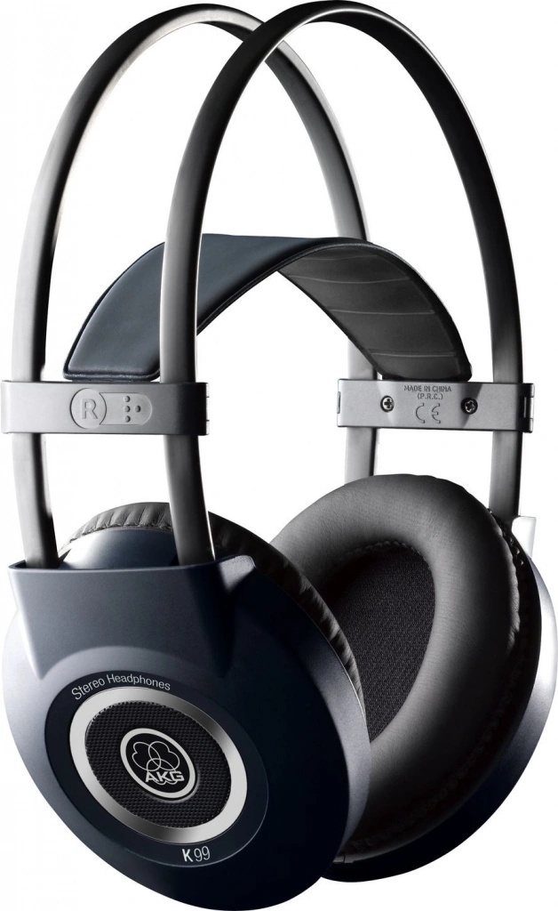 AKG K 99