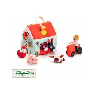 Lilliputiens Farm sprawling cottage with 6 pets, farmer and tractor