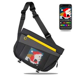 Divoom Чанта за рамо PIXEL Slingbag-V, черна PIXEL SLINGBAG-V BLACK (PIXEL SLINGBAG-V BLACK)