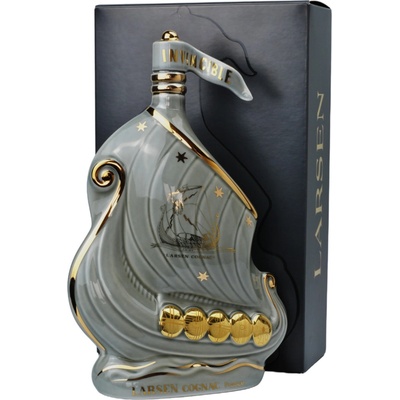 Larsen Invincible Cloudy Grey Keramická Fľaša 40% 0,7 l (kartón)