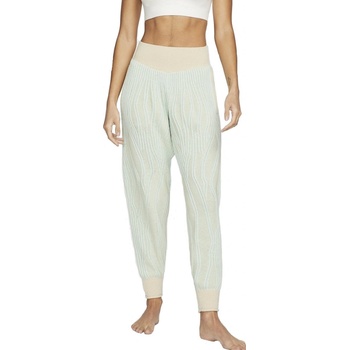 Nike Yoga