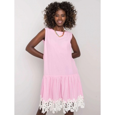 Šaty s volánom LK-SK-506990.53 pink