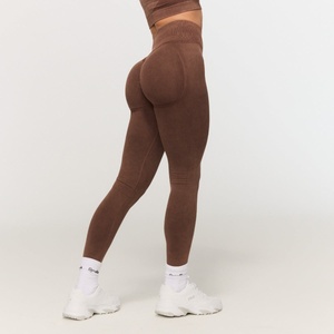 GymBeam Дамски безшевен клин Fierce Brown S