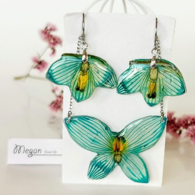 Meganflo Пеперуда в синьо - къси обеци