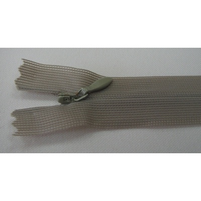 Zips krytý nedeliteľný 20cm bledá zelená