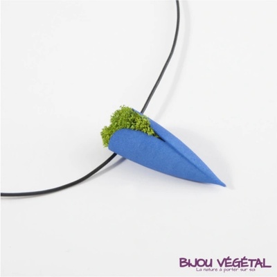 Živé šperky - Náhrdelník Tulipán modrý s lišejníkem