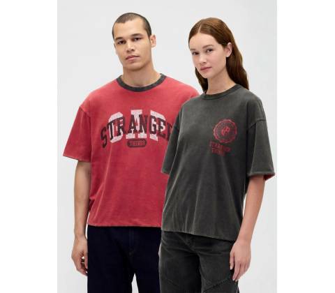 Gap × Stranger Things čierne