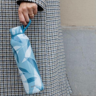 Quokka Solid termoska z nerezové oceli s mašlí Modrá Wind 630 ml