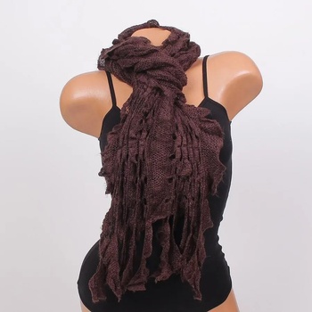 Image 1 of Плетен шал в тъмнокафяво