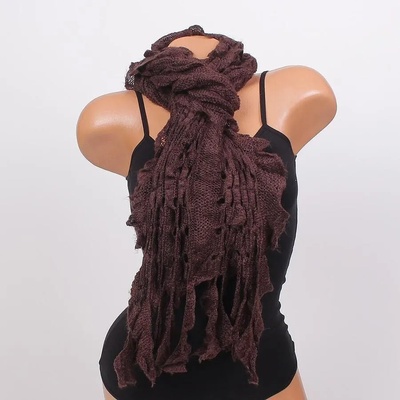 Плетен шал в тъмнокафяво