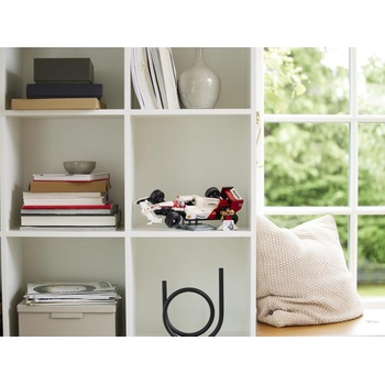 Image 1 of LEGO® ICONS™ - McLaren MP4/4 & Ayrton Senna (10330)