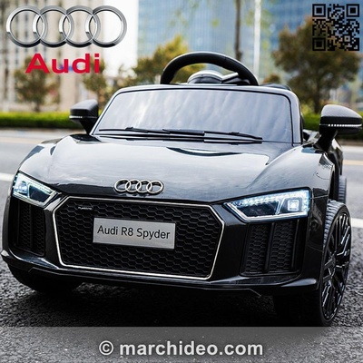 Audi Акумулаторна кола Audi R8 Spyder 12V с меки гуми с Кожена се
