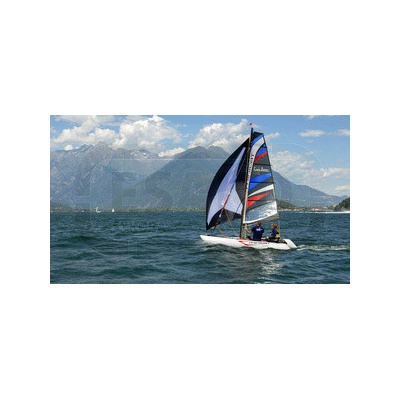 MiniCat 420 Laura Dekker