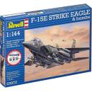 Revell Model set letadlo 63972 F 15E Strike Eagle & bombs CF 18 6278 1:144