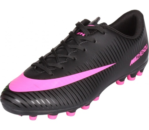 Cleats Man černá