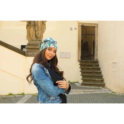 Dámská úpletová čepice s potiskem