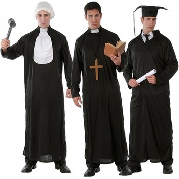 Soudce kněz a student troj pánský