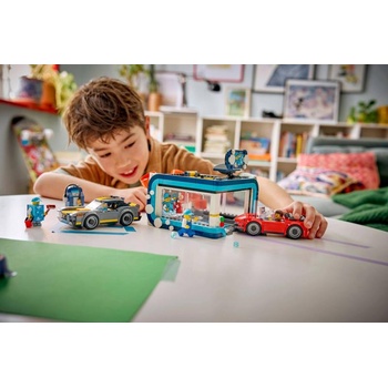 Image 1 of LEGO® City - Drive-Through Car Wash (60497)