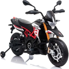 Beneo elektrická motorka Aprilia Dorsoduro 900 Licencované 12V batéria Eva mäkké kolesá 2 x 18W motor odpruženie kovový rám kovová vidlica pomocné kolieska červená