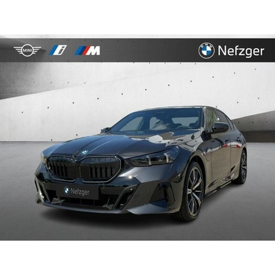BMW 550e xDrive M Sport 360 kW