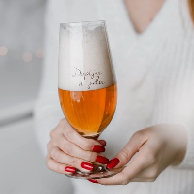 Bella Rose Pivní sklenice Dopiju a jdu čirá barva sklo 460 ml