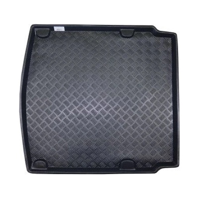 M-PLAST Стелка за багажник за Audi A4 B8 (2007-2016) Седан / Audi A5 Coupe (2007-2016)