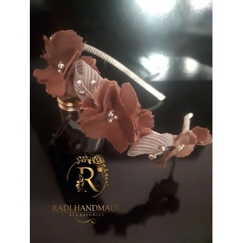 Image 1 of Radi handmade Диадема за момиче с кафяви цветя и бежави листа (098)