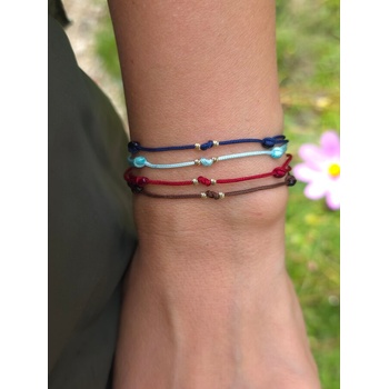 Kathryn' s bracelets Златна гривна с червен конец Безкрайност