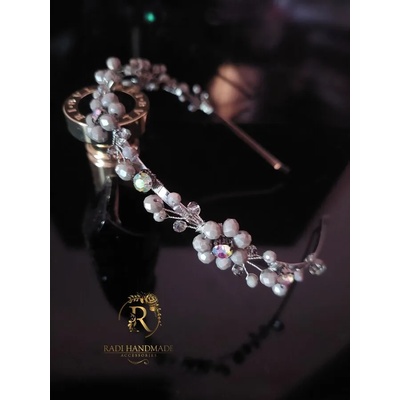 Radi handmade Дамска диадема със сиви кристали (183)