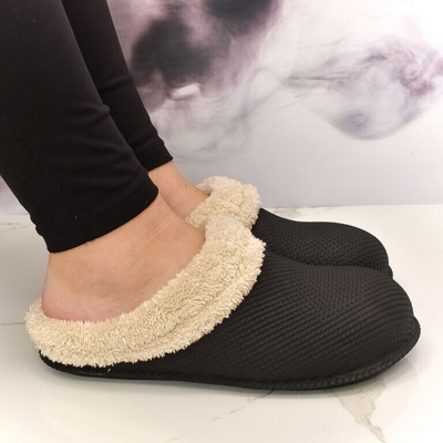 Dámske zateplené papuče GEZER Comfort Black čierne