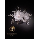 Radi handmade Официално гребенче за коса с бели цветя и кристали (557)