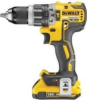 Tohle je absolutní vítěz srovnávacího testu - produkt DeWalt DCD796D2