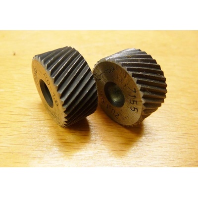Rádlovací kolečko pr.20mm šikmé 2,0 - pár Rad.kol.20/20-sik.