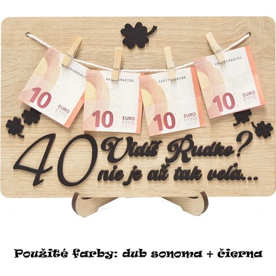 Drevená tabuľka k narodeninám so stojanom