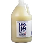 Chris Christensen Day to Day Shampoo Хидратиращ шампоан за ежедневна употреба концентрат 8: 1, 3.8L