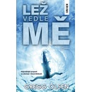 Lež vedle mě