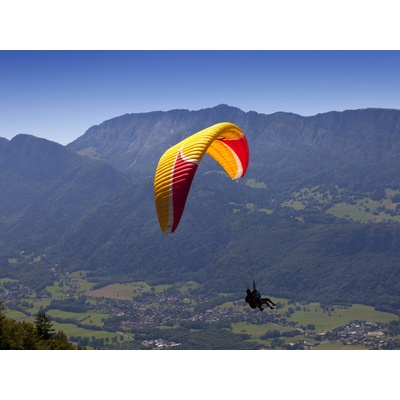 Akrobatický tandem paragliding