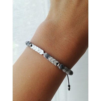 Дамска гривна с естествени камъни (ДЕК1)